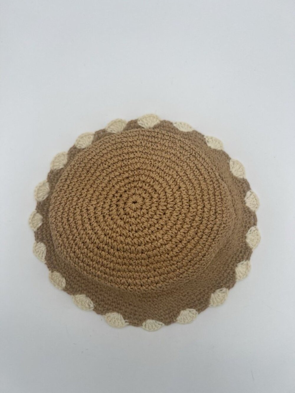 Madewell Crochet Raffia Bucket Hat M/L Tan Scallop Trim Straw Summer Beach NWOT